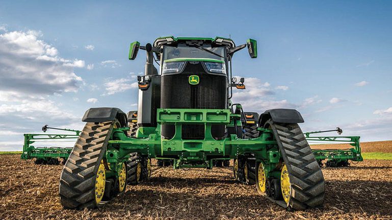 8RX 410 Four-Track Tractor, 