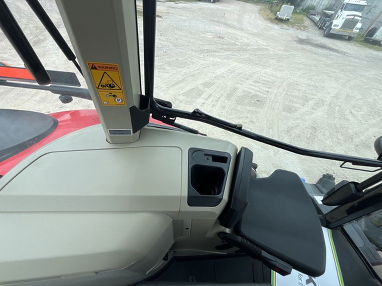 2011 8670 - 440764,  image number 15