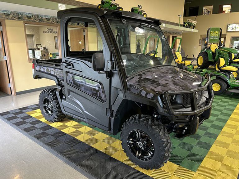 2024 XUV835M - 429703, 