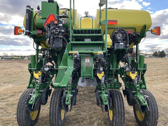 2019 1775NT - 441465,  image number 7