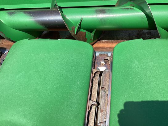 2022 C8R - 440968,  image number 17