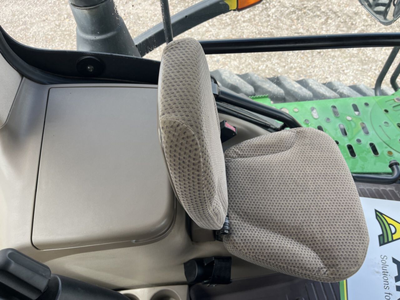 2010 8295RT - 439915,  image number 12