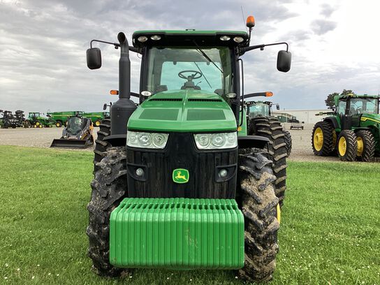 2012 8335R - 440418,  image number 1