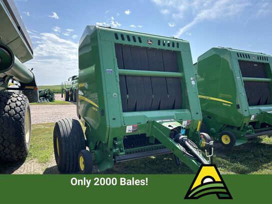 2023 560M - 427351,  image number 0