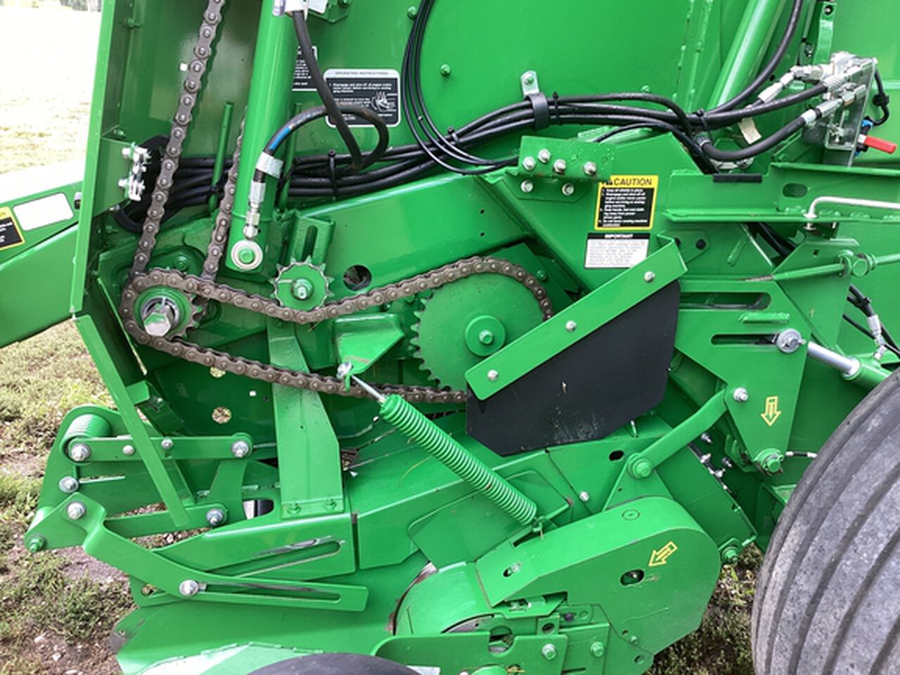 2023 560M - 441539,  image number 9