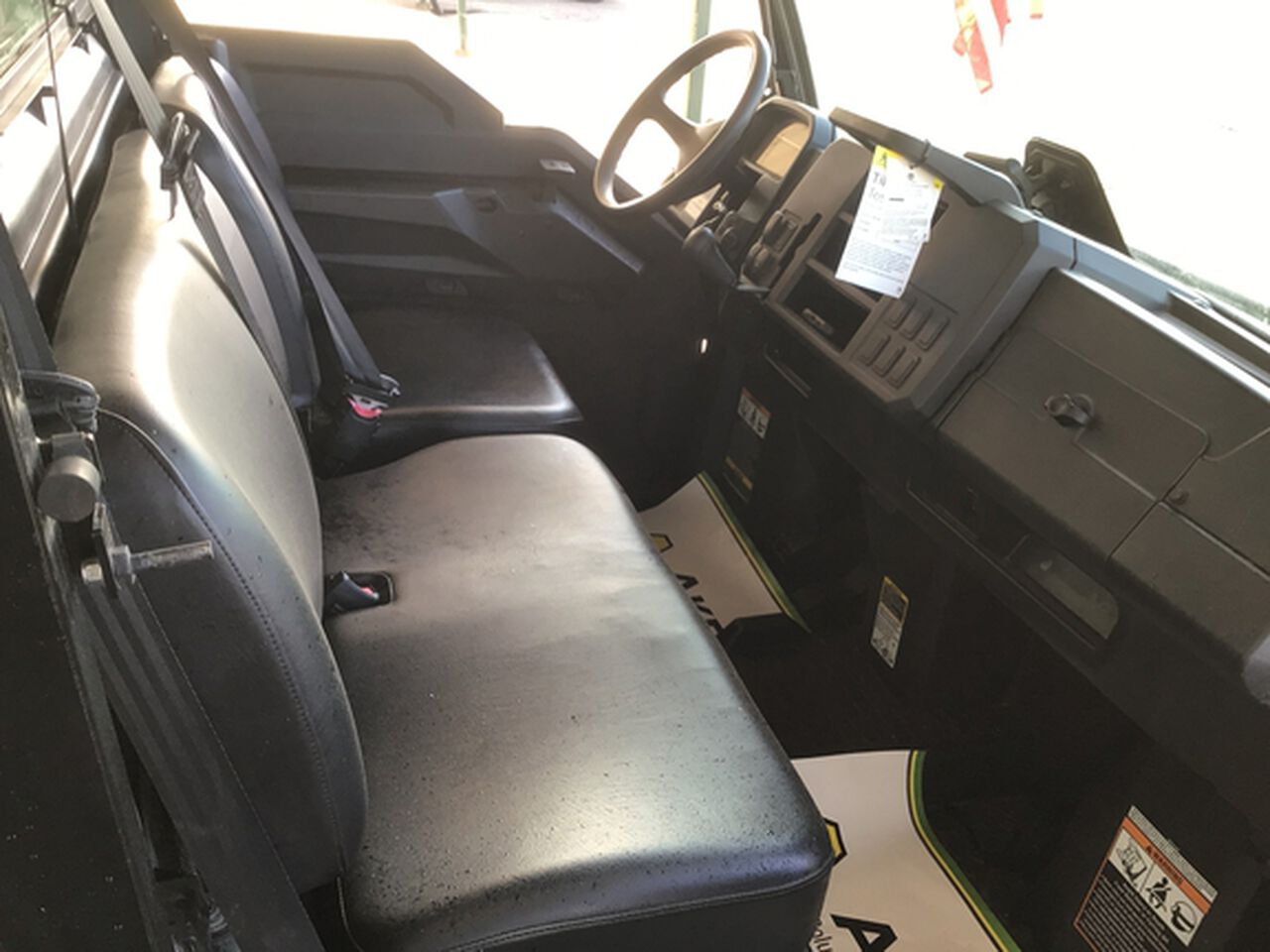 2023 XUV 835M - 412559,  image number 9