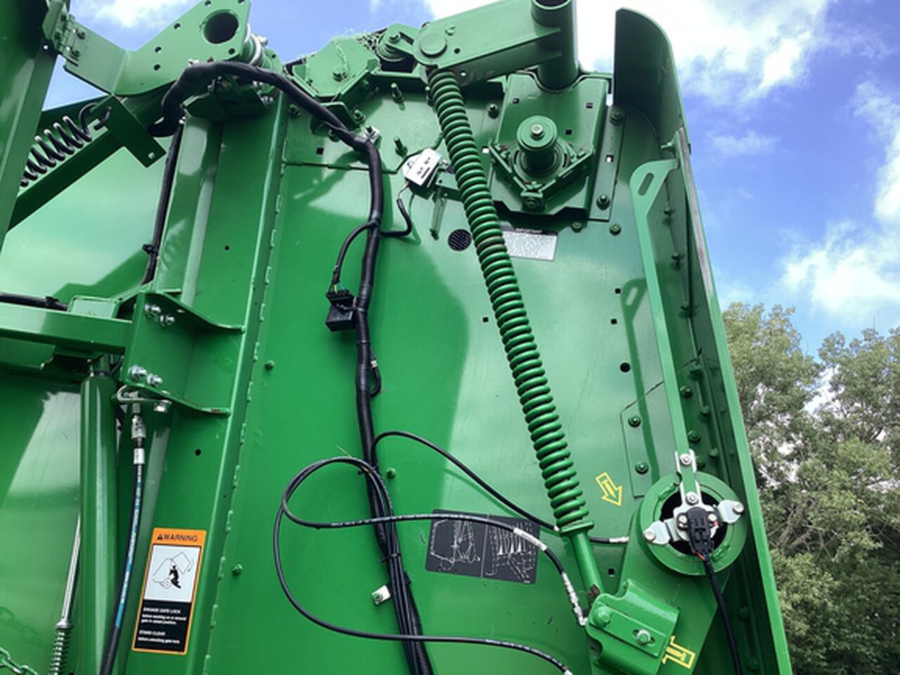 2023 560M - 441539,  image number 10