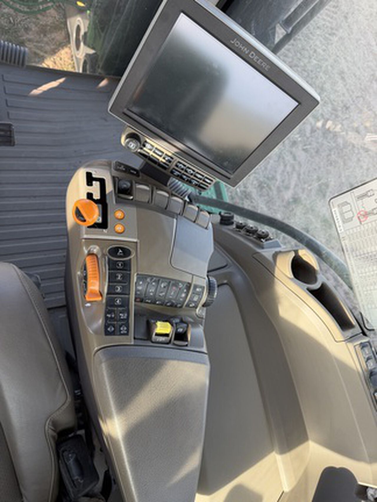 2023 8RX 410 - 444943,  image number 8