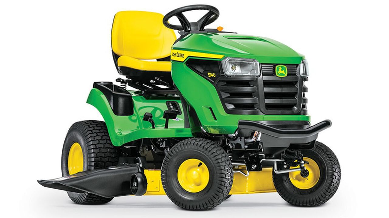 S140 Lawn Tractor,  image number 0