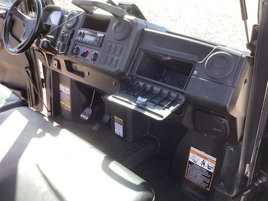 2023 XUV 835M - 441954,  image number 13