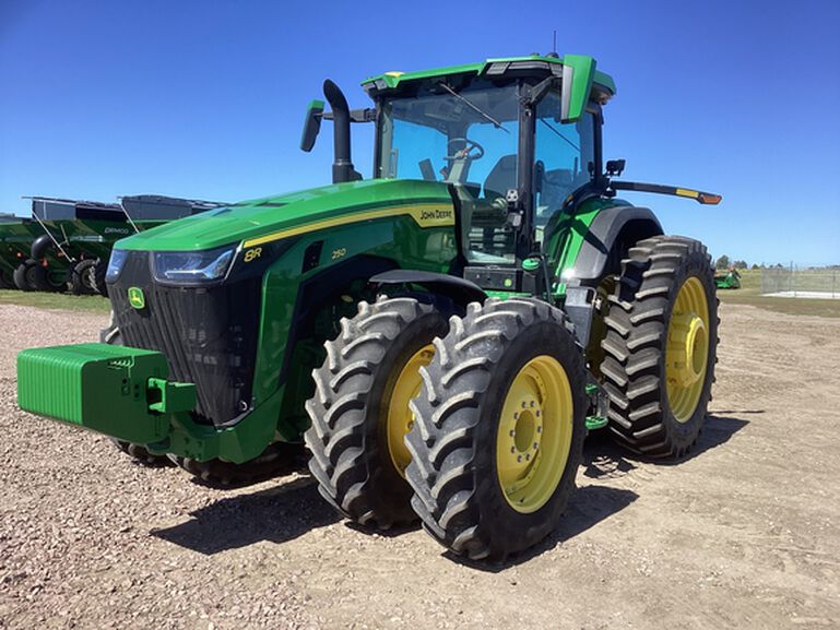 2023 8R 250 - 434147, 