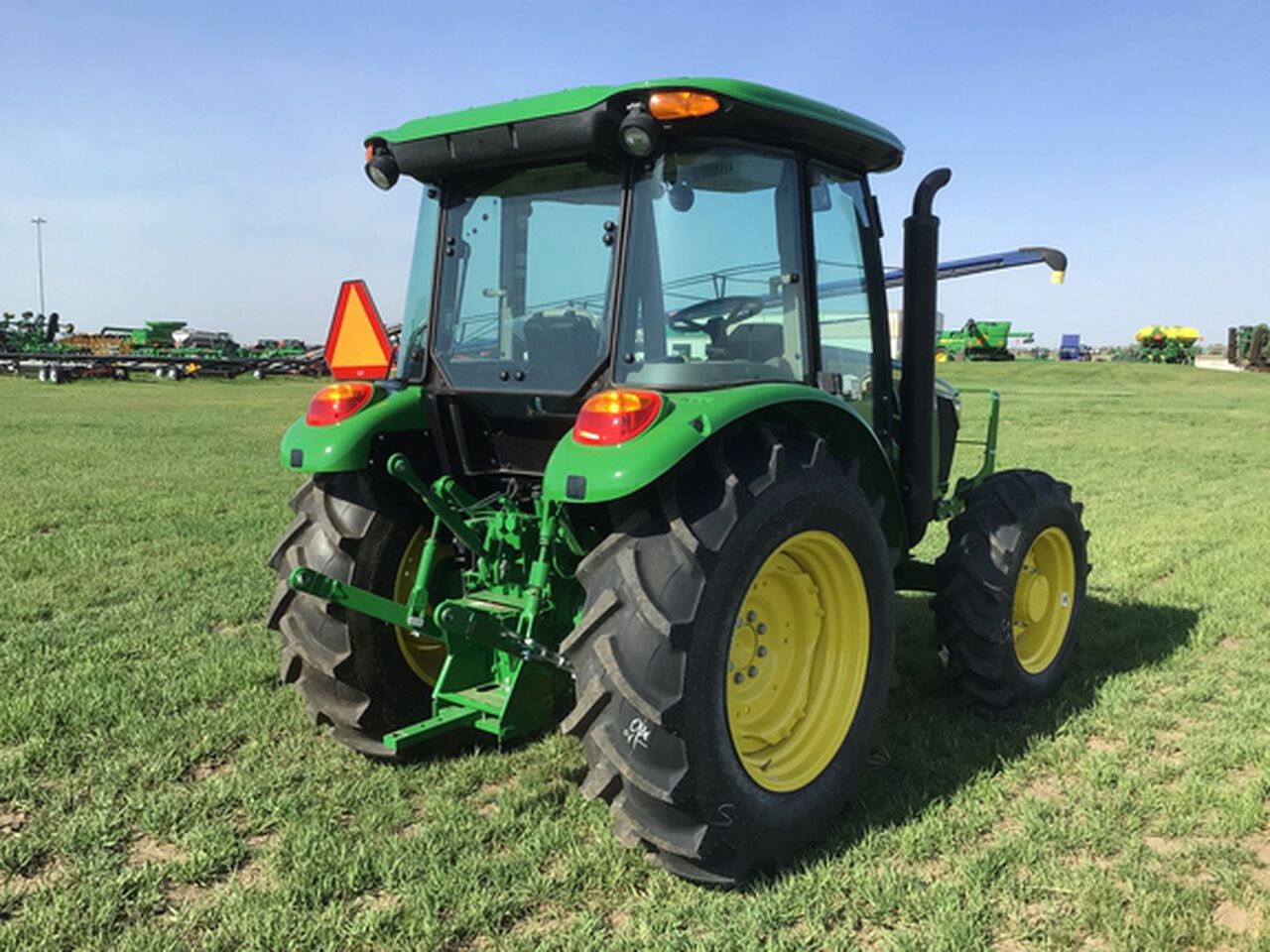 2024 5060E - 431544,  image number 3