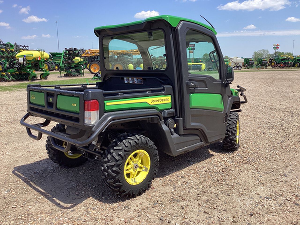 2023 XUV 835R - 430027,  image number 5
