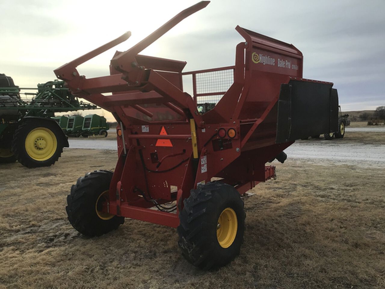 2020 CFR651 - 437453,  image number 9