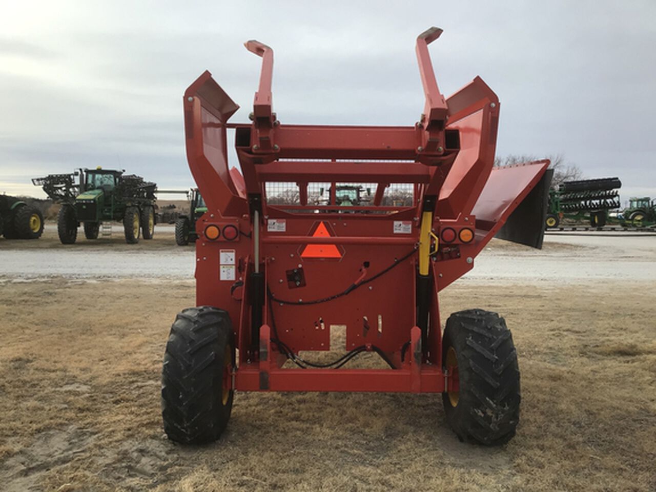 2020 CFR651 - 437453,  image number 10