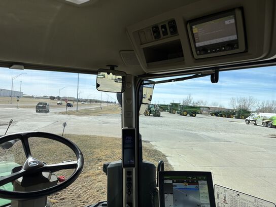 2023 8RX 410 - 444941,  image number 14