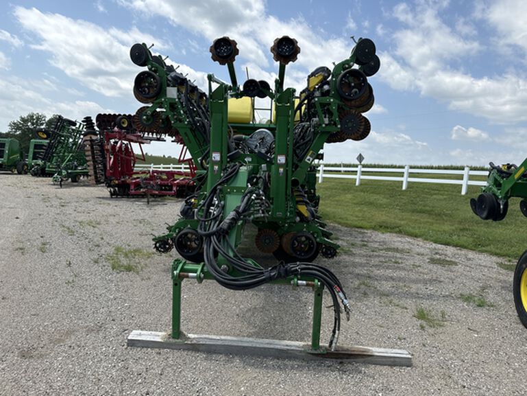 2019 1795 - 416665, 