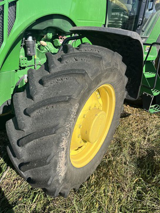 2012 8235R - 442820,  image number 4