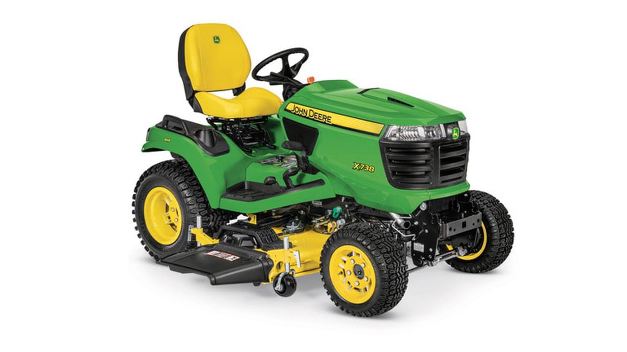 X738 Signature Series Lawn Tractor,  image number 0