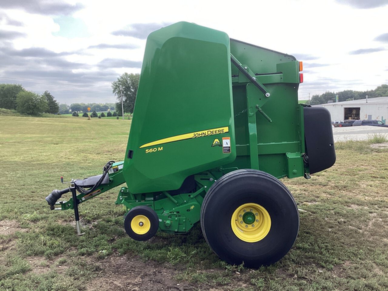 2023 560M - 441539,  image number 7