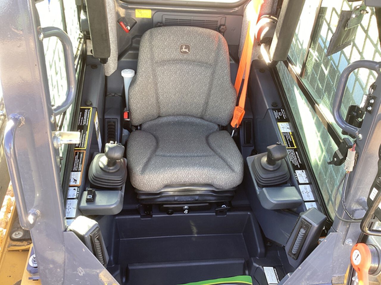 2022 333G - 440409,  image number 9