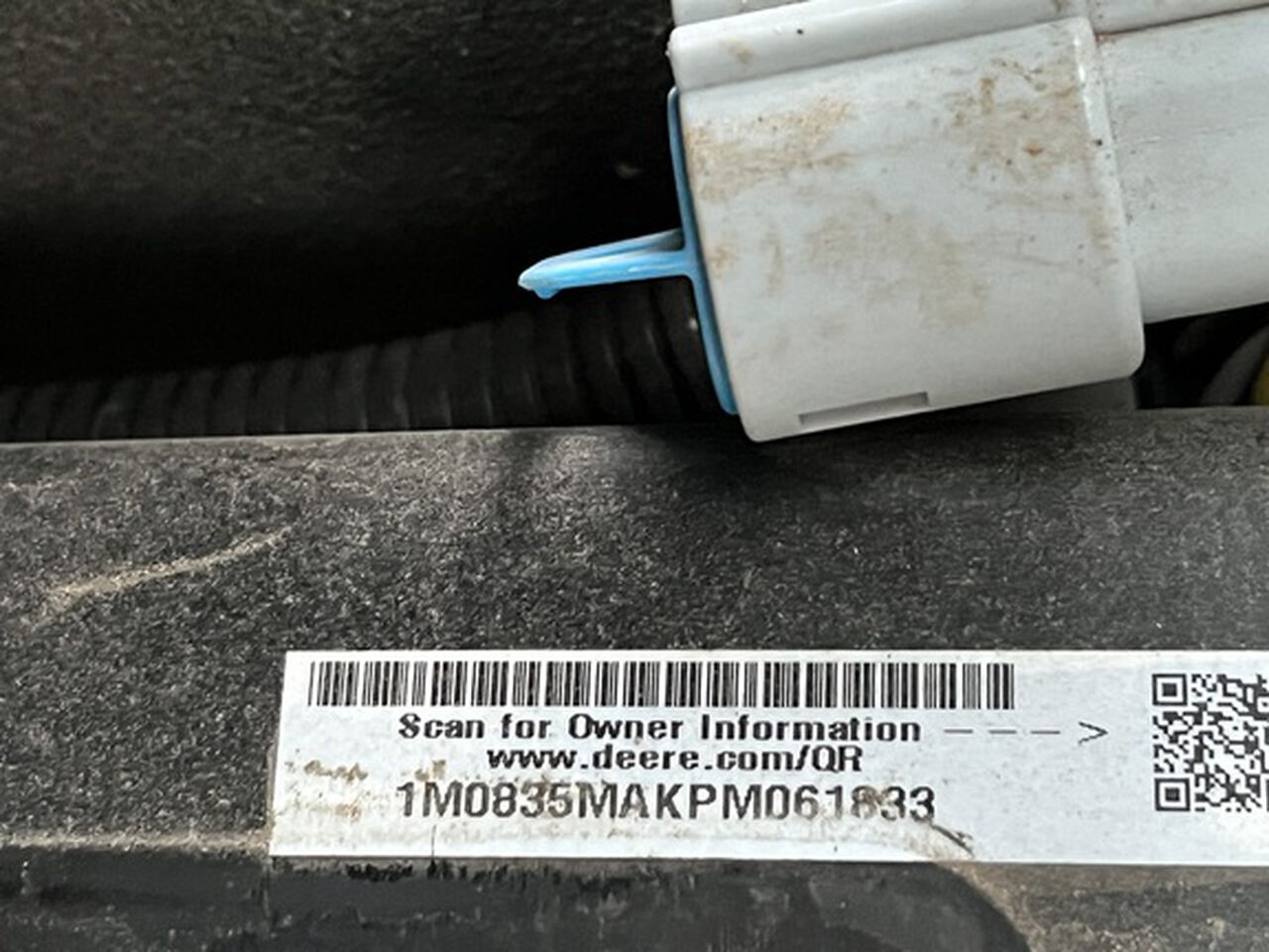 2023 XUV835M - 412560,  image number 7