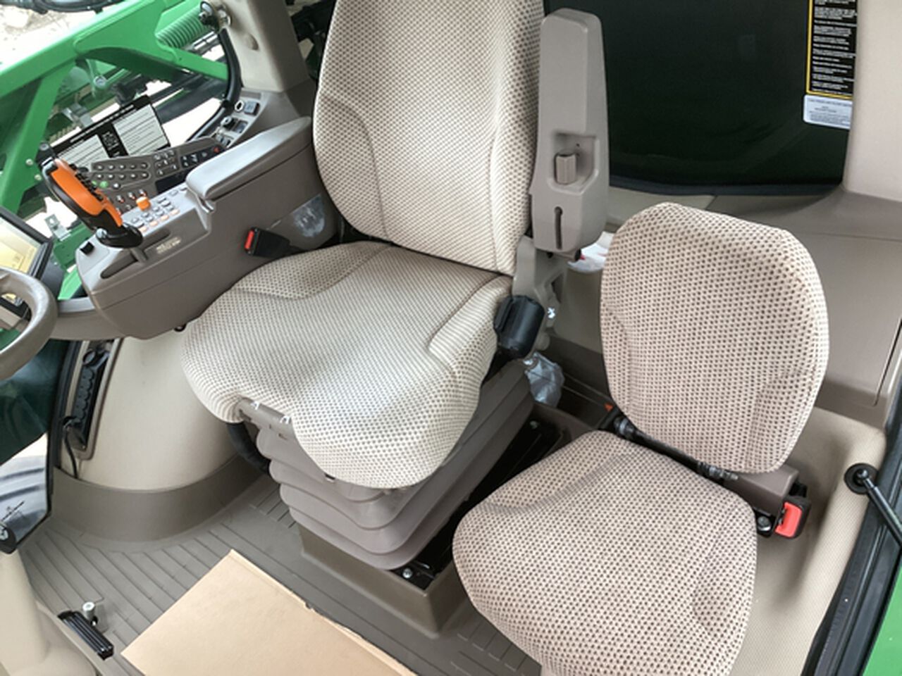 2017 R4038 - 420007,  image number 11