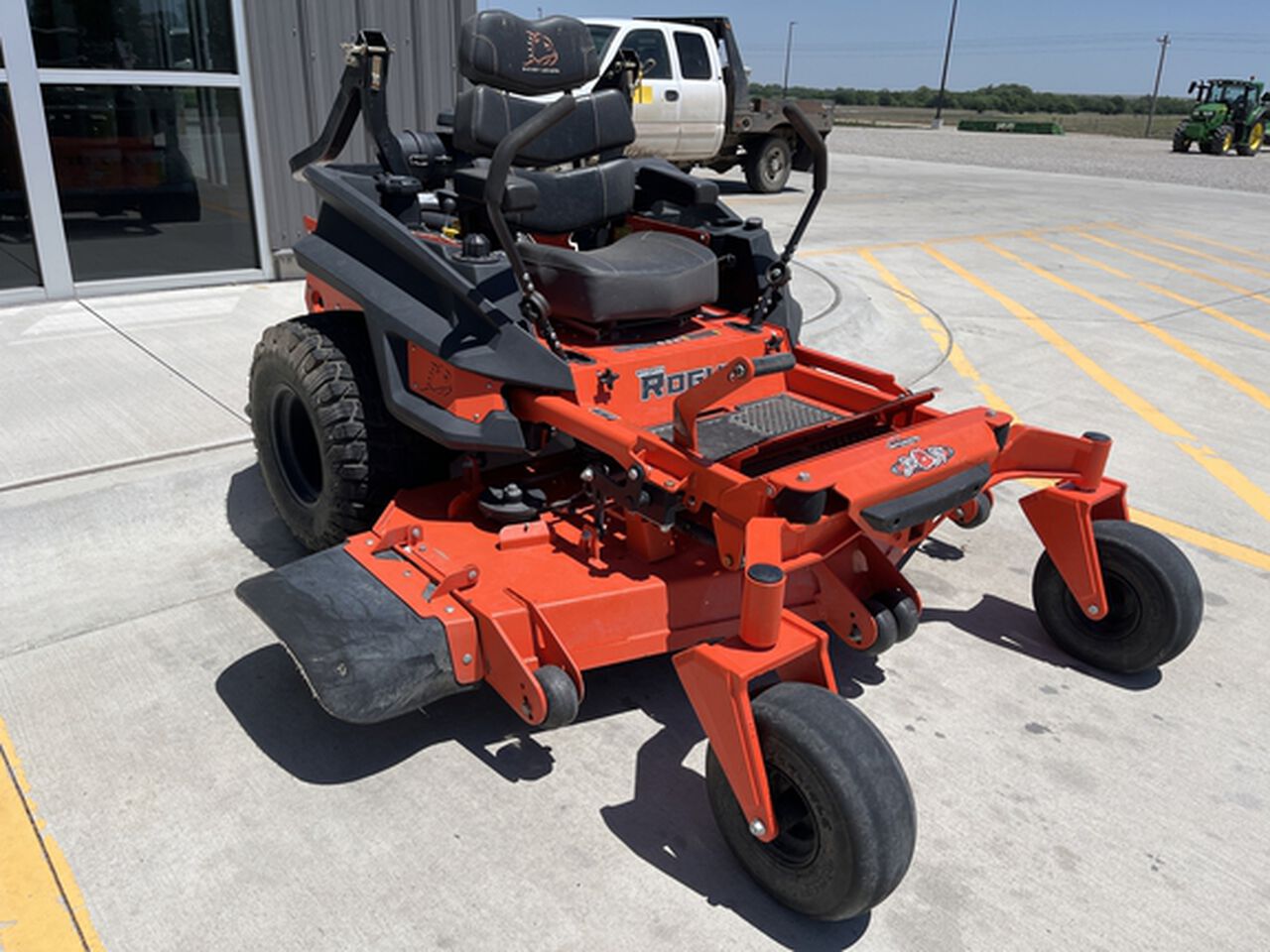 2019 ROGUE 6100 - 446411,  image number 0