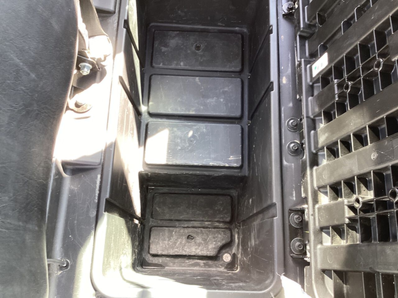 2023 XUV 835M - 441954,  image number 16