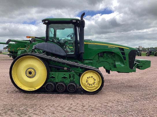 2010 8345RT - 427665,  image number 7