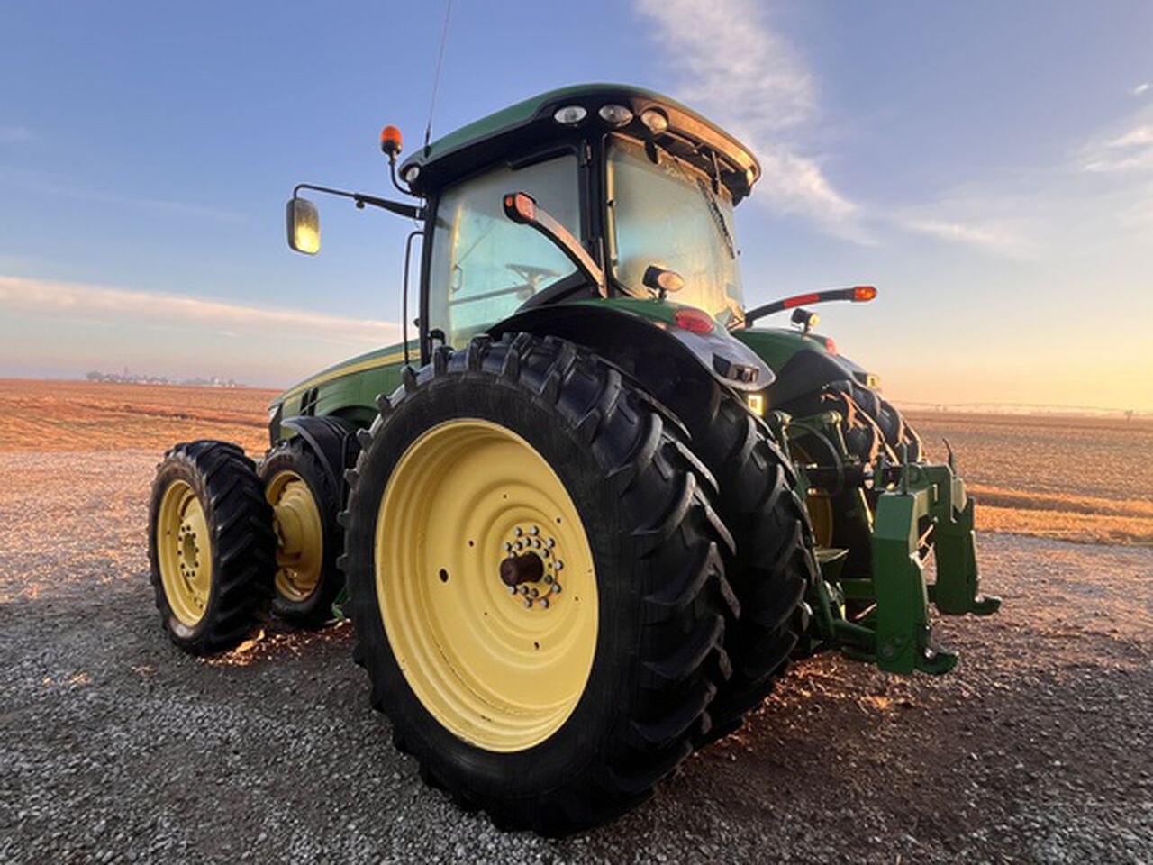 2012 8335R - 443470,  image number 3