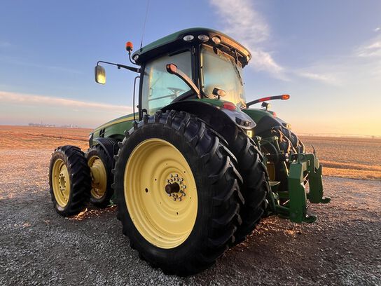 2012 8335R - 443470,  image number 3