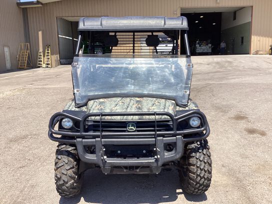 2017 XUV 825M - 446256,  image number 1