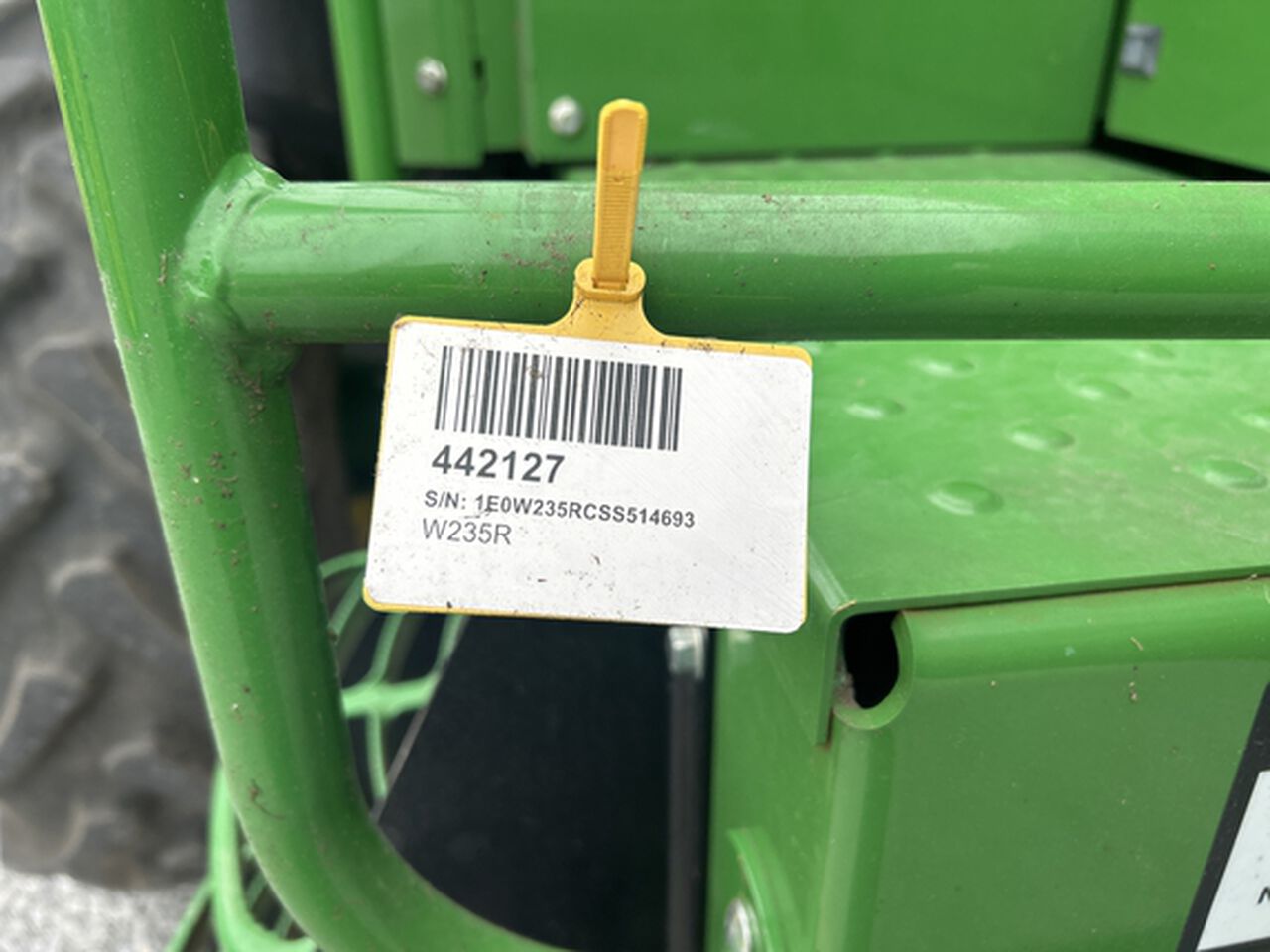 2025 W235R - 442127,  image number 9