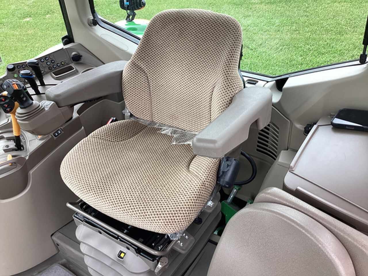 2024 6175M - 427552,  image number 8