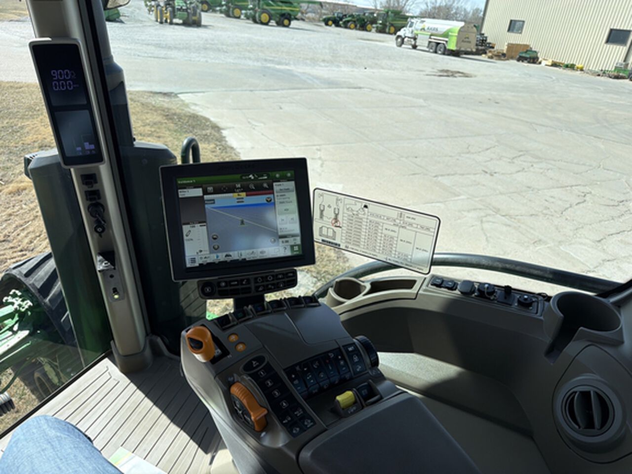 2023 8RX 410 - 444941,  image number 10