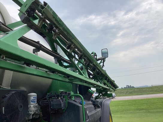 2024 616R - 440526,  image number 14