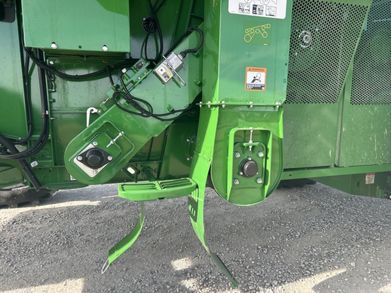 2025 S7 700 - 442020,  image number 29