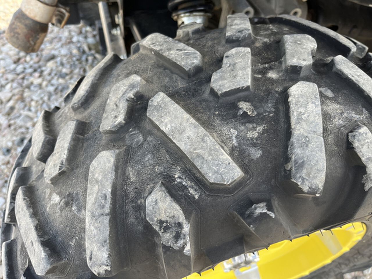 2021 XUV 835R - 428003,  image number 13