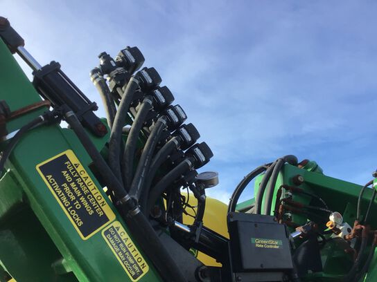 2025 2530L - 442083,  image number 19