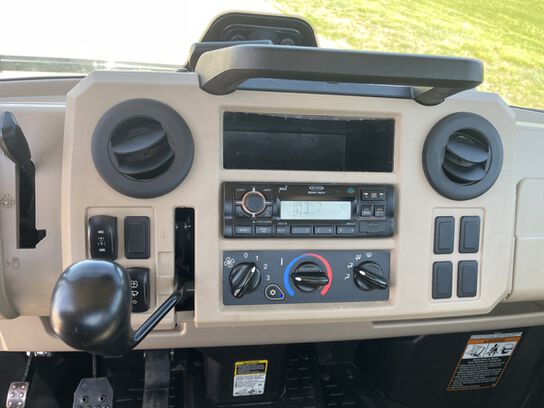 2020 XUV 835R - 437822,  image number 11