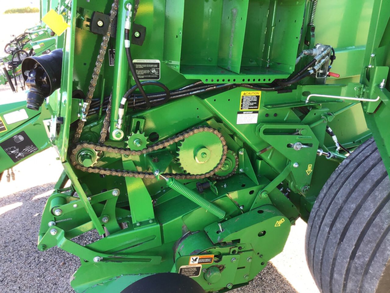 2022 560M - 441915,  image number 14