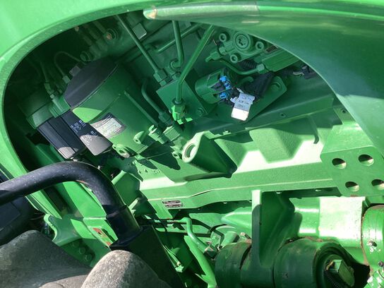 2010 8345R - 420194,  image number 29