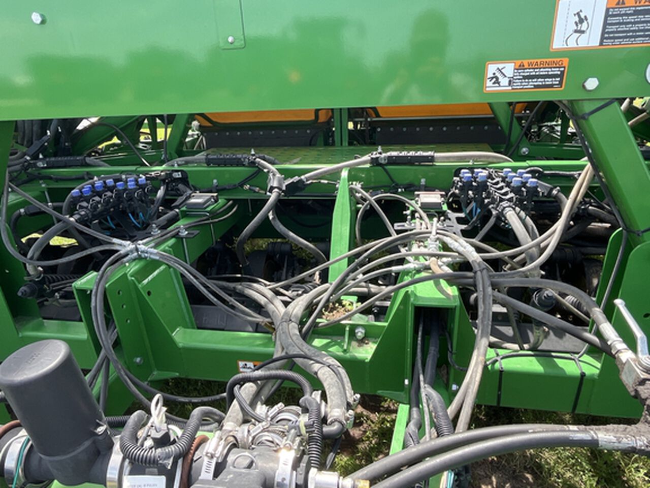 2019 1990 - 438018,  image number 10