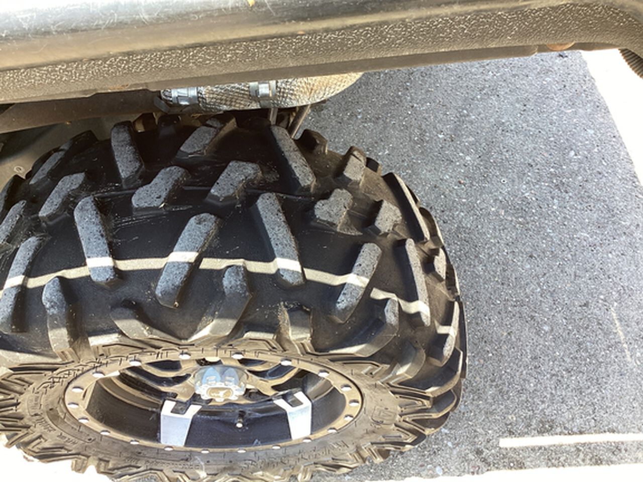 2017 XUV 825M - 446256,  image number 17