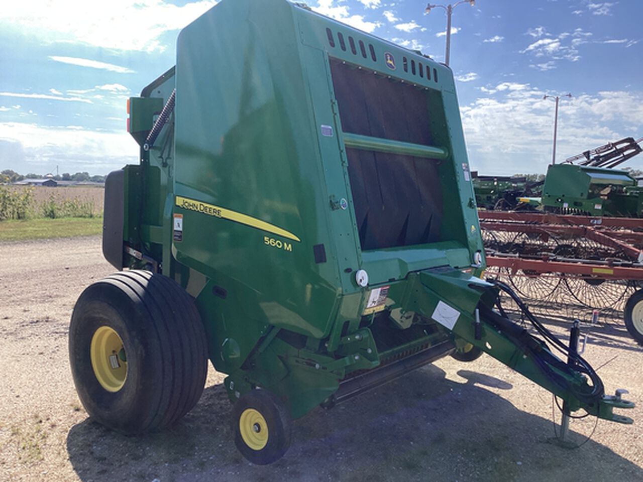 2022 560M - 430838,  image number 2