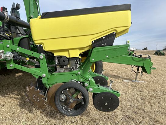 2023 1765 - 440332,  image number 9