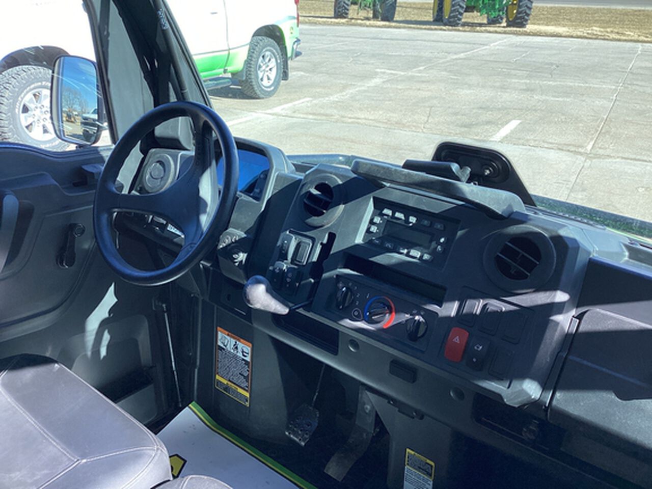 2025 XUV845M - 444213,  image number 7