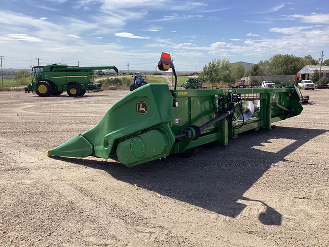 2022 C8R - 440968,  image number 5