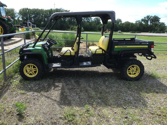 2018 XUV 825I S4 - 444732,  image number 0
